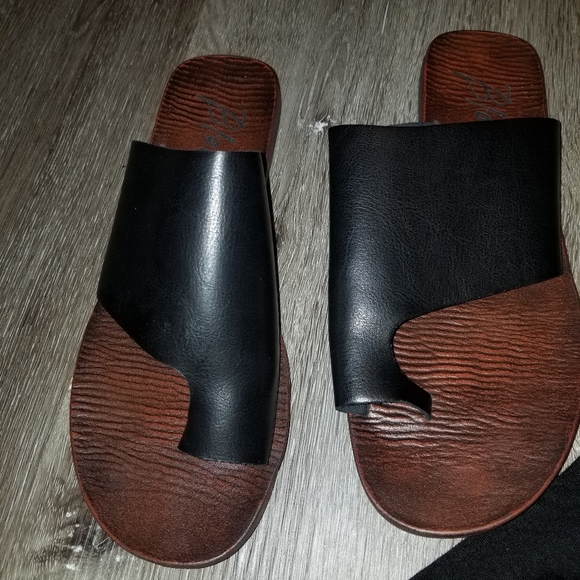 Blowfish Malibu Sandal - Picture 2 of 3